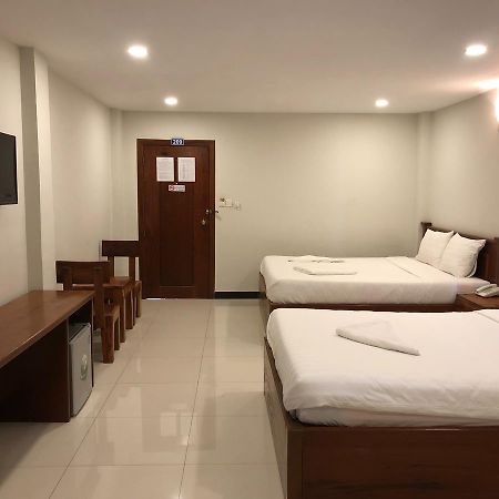 Regal Home Guesthouse 프놈펜 외부 사진