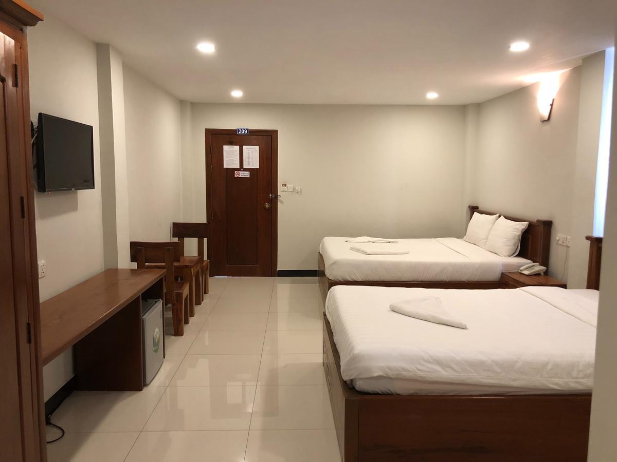 Regal Home Guesthouse 프놈펜 외부 사진
